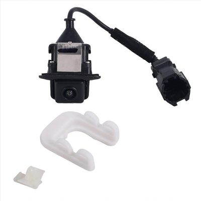 957603Z301 auton peruutuskameran peruutusapukamera Hyundai I40: lle 2011-2014 95760-3Z301 Musta