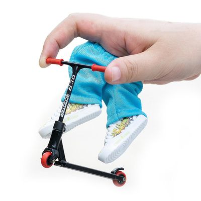Mini Finger Scooter legering finger scooter sett med mini scootere, finger bukser sko for skateboarder favoriserer Svart