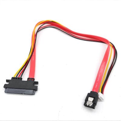 Kiintolevyn tiedonsyöttö Integroitu kaapeli Pieni 4Pin naaras &; SATA 3.0 uros - SATA 22Pin (7 + 15Pin) Da Valokuvan väri