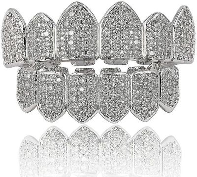 18k kullattu mikrojäätelögrilli, jossa on ylimääräiset muovauspalkit mukana