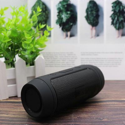 Bluetooth-kaiutin, 30W langaton kaiutin, vedenpitävä IPX6, kannettava Bluetooth 5.0, 360 TWS stereoääni, jopa 15 tuntia langatonta musiikin toistoa...