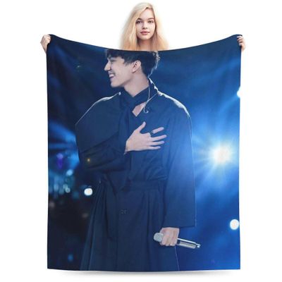 Dimash Kudaibergen Peitto Heitto Vuodevaatteet Sisustus Flanellipeitot vuodesohvalle 50" x40"-KDE29879 76x102cm 40x30in