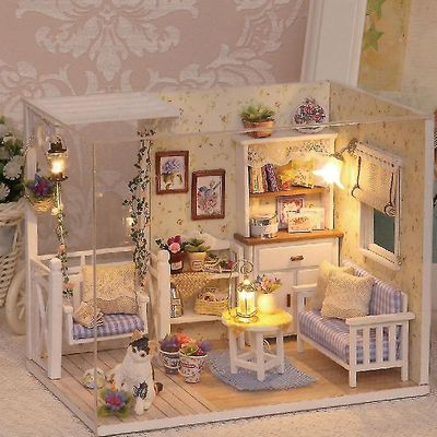 Cutebee Diy Doll House Puinen Nukke talot Miniatyyri Nukkekoti Huonekalut Kit Led Leluja Lapsille Joululahja J15a