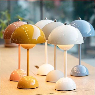 Mushroom Flower Bud oppladbare LED-bordlamper Skrivebord Natt for soverom Spisestue Touch Night Light Enkel moderne dekorasjon rechargeable grey