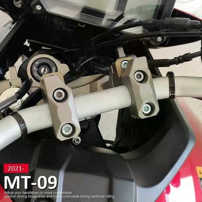 YAMAHA MT-09 Tracer 900 GT FZ-09 moottoripyörän kiinnityskahvan puristin Yleinen ohjaustanko Nousutanko Ohjaustanko Nousuputket Barback