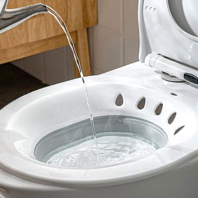 Taitettava Sitz-kylpyamme WC: lle, istuin Sitz Bath Basin raskaana oleville naisille, peräpukamat, vanhukset, sopii universaaliin wc: hen ja commod...