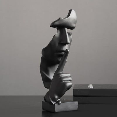 stillhet er gylden statue tenker skulptur abstrakt holde stille grå