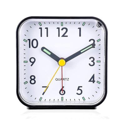 Ubiuo Stille analog vekkerklokke ikke tikkende, lite batteridrevet analog reisealarmklokke, mild våkn, pipelyder, batteridrevet snooze og lys f Svart