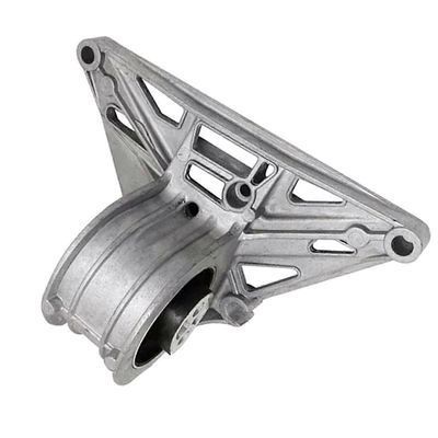 Keskimoottorin kiinnityskiinnike 98737502305 Porsche 986 987 Boxster Caymanille Hopea