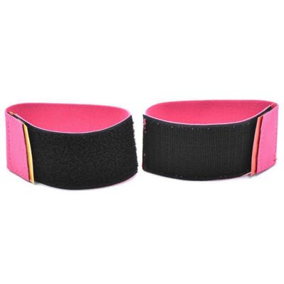 Voimistelu Tahmeat varpaat Voimistelu Tumbling Trainer Apuvälineet Säädettävät tahmeat nauhajalat yhdessä auttavat voimisteluharjoittelua ruusunpun...