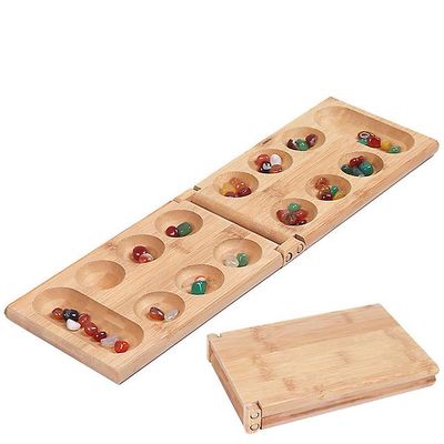 Puinen Mancala-lautapeli värikkäillä kivillä Taitettava puinen lautashakkisetin juhlalahja lapsille