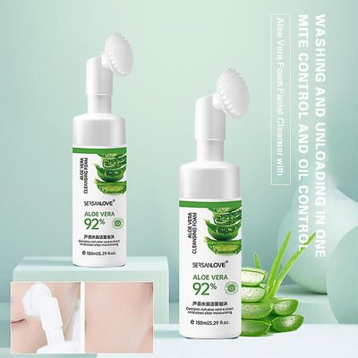 Pyltt aloe vera skum ansiktsrens med børste fuktighetsgivende ansiktsrensende mousse som show