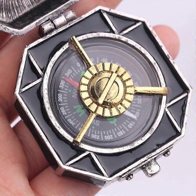 Pirates Of The Caribbean Compass -kaulakoru Kuolleet miehet eivät kerro tarinoita Salazarin kosto Jack Sparrow'n kompassikaulakorut miesten faneille