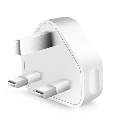 Universal USB UK Plug 3-pinners veggladeradapter med USB-porter Reiselader lading for telefon ( hvit