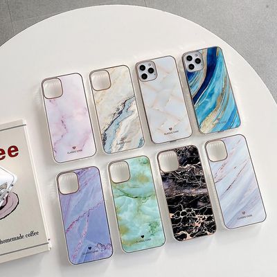 Behover iPhone 12 ja 12 Pro -kuoret äärettömissä marmorikuvioväreissä Musta Black