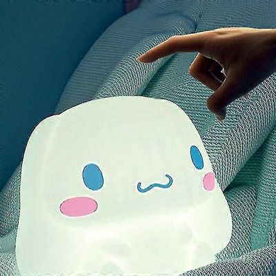 Jdd Power 2022 Cinnamoroll yövalo makuusali makuuhuone iso korva koira silikoni uni pat valo silmiensuojaimet pehmeät valot pöytävalaisin cinnamoroll