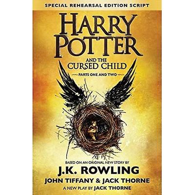 Harry Potter og forbannet barnet - deler en & to 23.6 x 3.2 x 17.1 cm