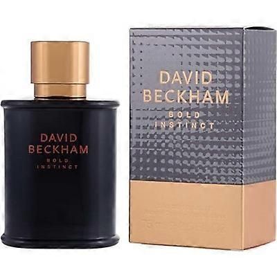 David Beckham David Beckhamin rohkea vaisto miehille 2,5 unssin Eau De Toilette -suihke 2.5oz / 75ml