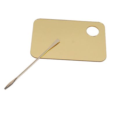 Kultainen meikkisekoituspaletti akryylimeikkivoidepaletti lastalla meikkivoiteen sekoittamiseen kynsitaide