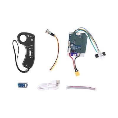 Sähköiselle rullalaudalle yksikäyttöinen hihnamoottoriohjainsarja longboard ESC skootterin emolevy kaukosäätimellä Kuten