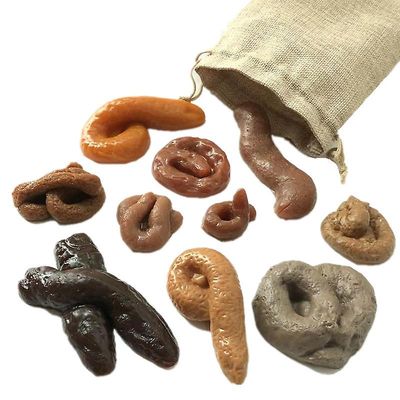 10pcs / bag falske poop avføring pranks leker halloween april fools dag fest triks leketøy