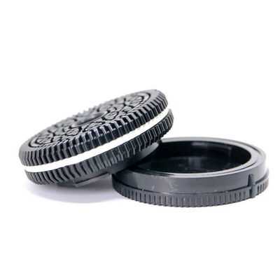 Tarkennukseton pannukakku-keksilinssi Sony E -kiinnitteiselle peilittömälle kameralle 32mm / F10 UUTTA