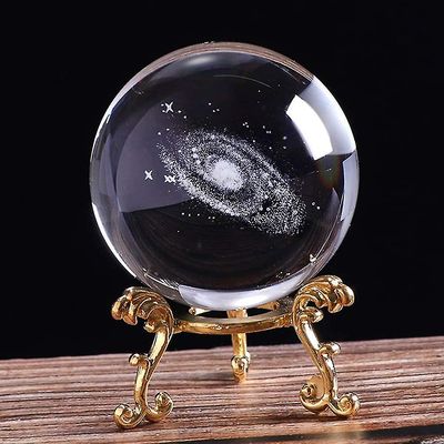Kristallipallo jalustalla K9 Kristallipallo Meditaatio parantava Feng Shui Kristallipallo