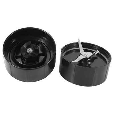 Kaksi teräpakkausta Varaosa Magic Blender MB1001 -malliin, juiceriin ja sekoittimeen musta