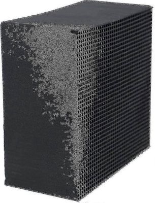 Vedenpuhdistinkuutiot aktivoivat hiilen korkean hyötysuhteen vesi Purificatiofish Kasvatus kädet hevoset Vesi... uusi