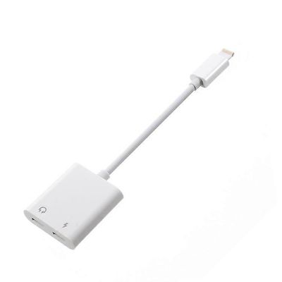 Dual Lightning -kuulokkeiden ääni- ja lataussovitin yhteensopiva iPhone 8/8 Plus / 7 / 7 Plus -laitteiden kanssa, tukee iOS 11.0:aa Valkoinen