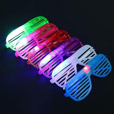 6-pakning LED-briller, 6 farger Halloween Glow Briller Shutter Lampeshade Glow Stick Briller LED Party solbriller Voksen Halloween Glow Party Rekvi...