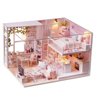 DIY Miniatyyri Loft Dollhouse Kit Realistinen mini 3D vaaleanpunainen puinen talohuonelelu LED-valoilla Pölysuoja