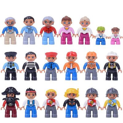Perheenjäsenten ammatit kootut rakennuspalikat Minihahmo lelu iso perhe 19 pcs
