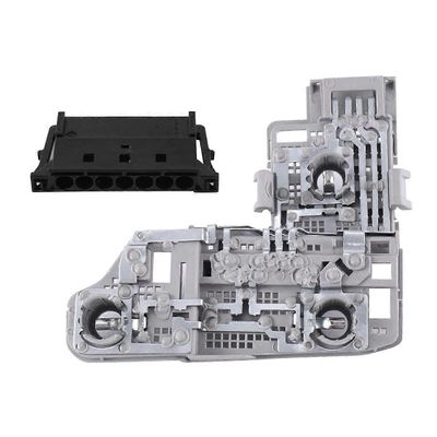 Takavalon polttimon tukitulppa - W204 C-luokka 12-14 C180 C200 C280 C300 C320 C350 C220 Harmaa valkoinen Right