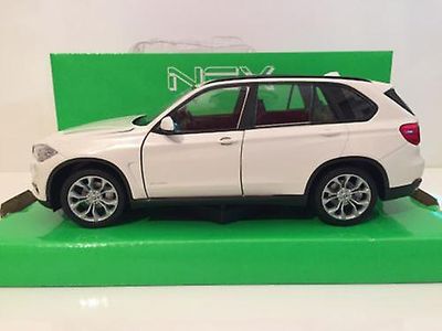 BMW X5 White Welly 24052W Uusi mittakaava 1:24