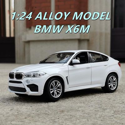 Toy Cars 1/24 BMW X6 X6m Suv Coupe Alloy Bilmodell Diecasts Leksak Metallfordon Bilmodell Hög Simulering Samling Barnens Leksak Gift Vit