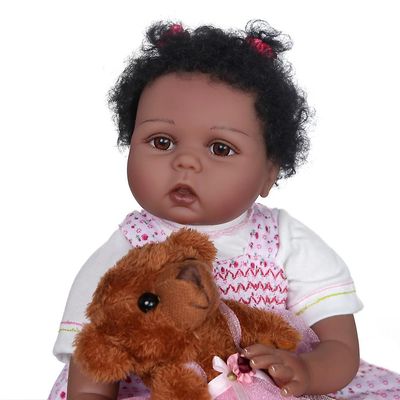 Genfødsel dukke 55cm naturtro bløde krop håndlavede detaljerede maleri s kunst dukke genfødt dukke african american baby sød gave