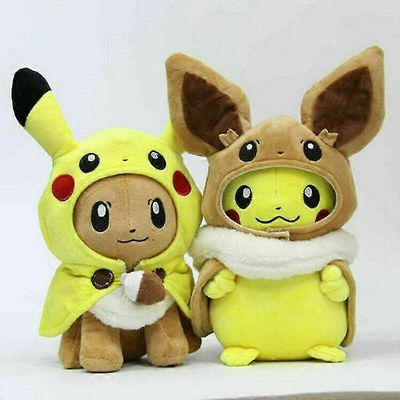 12 tuuman pehmolelut Pikachu Eevee Cosplay Anime täytetty nukkelahja