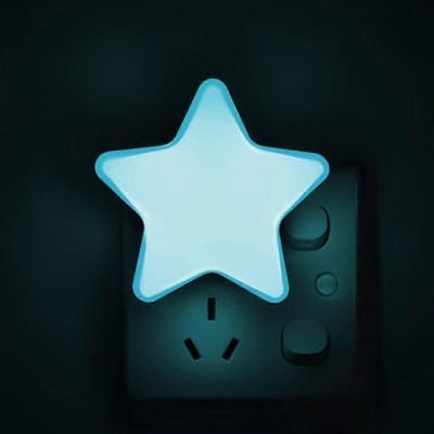 LED Nachtlicht Steckdose Stern Steckdosenlicht mit Dmmerungssensor Sehr gut fr Kinderzimmer Treppenaufgang Schlafzimmer Kche Orientierungslicht Blau