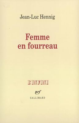Femme en fourreau