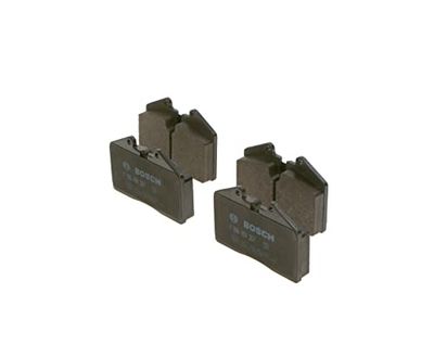 Bosch BP1179 - Plaquettes de Frein Avant / Arrière pour Voiture - Qualité Bosch - Réduction du Bruit et de la Poussière - Certifié ECE-R90 - Sans Cuivre - Jeu de 4 Plaquettes