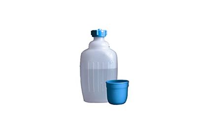 hünersdorff Campingfles voorraadfles van HD-PE, 500 ml, natuurlijke kleuren, met blauwe drinkbeker