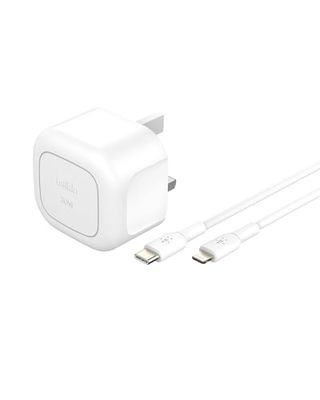 Belkin BoostCharge Compact Wall Charger 30W, Travel-friendly USB-C Power Delivery Fast Charging for Apple iPhone, Samsung Galaxy, iPad, AirPods, Tablet & More with USB-C to Lightning Cable - White