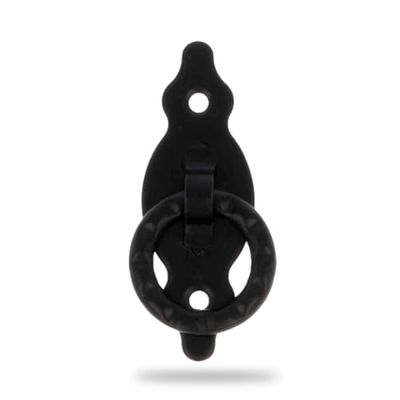 Amig - Puxador vertical - modelo 1001 - fabricado em aço - hardware rústico - medidas: 28 x 80 x 1,5 mm - com anel e placa pontilhada - ideal para móveis - Acabamento: Preto