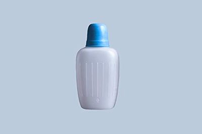 hünersdorff Campingfles, voorraadfles van HD-PE, 750 ml, natuurlijke kleuren, met blauwe drinkbeker