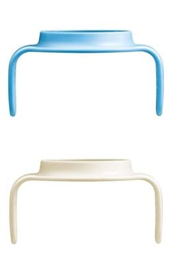 MAM Hold My Cup Day & Night, asas que brillan en la oscuridad, compatibles con tazas, antideslizantes y ergonómicas, 4+ meses, azul y neutro