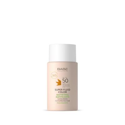 Laboratorios Babé Ochrona przeciwsłoneczna Super Fluid Color Matujący SPF 50 | 50 ml | Wyrównuje ton | Super płynna i olejowa tekstura | Matowa skóra natychmiast | Przywraca równowagę tłuszczu