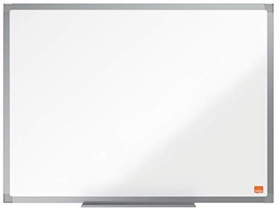 Nobo Lavagna Bianca Magnetica Smaltata, 600 x 450 mm, Cornice in Alluminio, Sistema di Montaggio ad Angolo, Incl. Vaschetta Porta Accessori, Gamma Essence, Bianco, 1915445