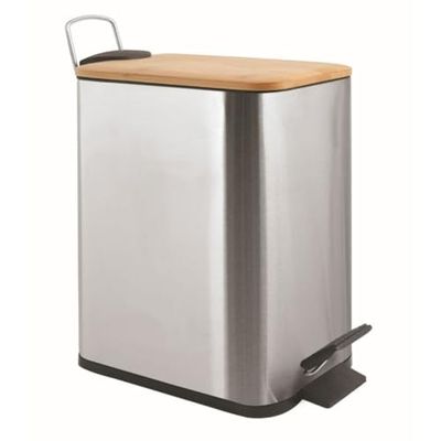 Spirella, Poubelle à pédale 5 litres, Modèle Erik, Rectangulaire, Fermeture Douce et silencieuse grâce au système Slow Close, Utilisation sécurisée avec des pédales antidérapantes, Brossé