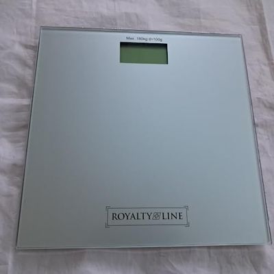 ROYALTY LINE, RL-PS3 Black - Pèse-personne numérique haute précision 180 kg, écran LED lumineux, verre trempé, design compact et élégant, batterie incluse, idéal pour le suivi de poids